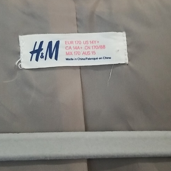 Faux Fur Vest by H&M - Picture 5 of 9